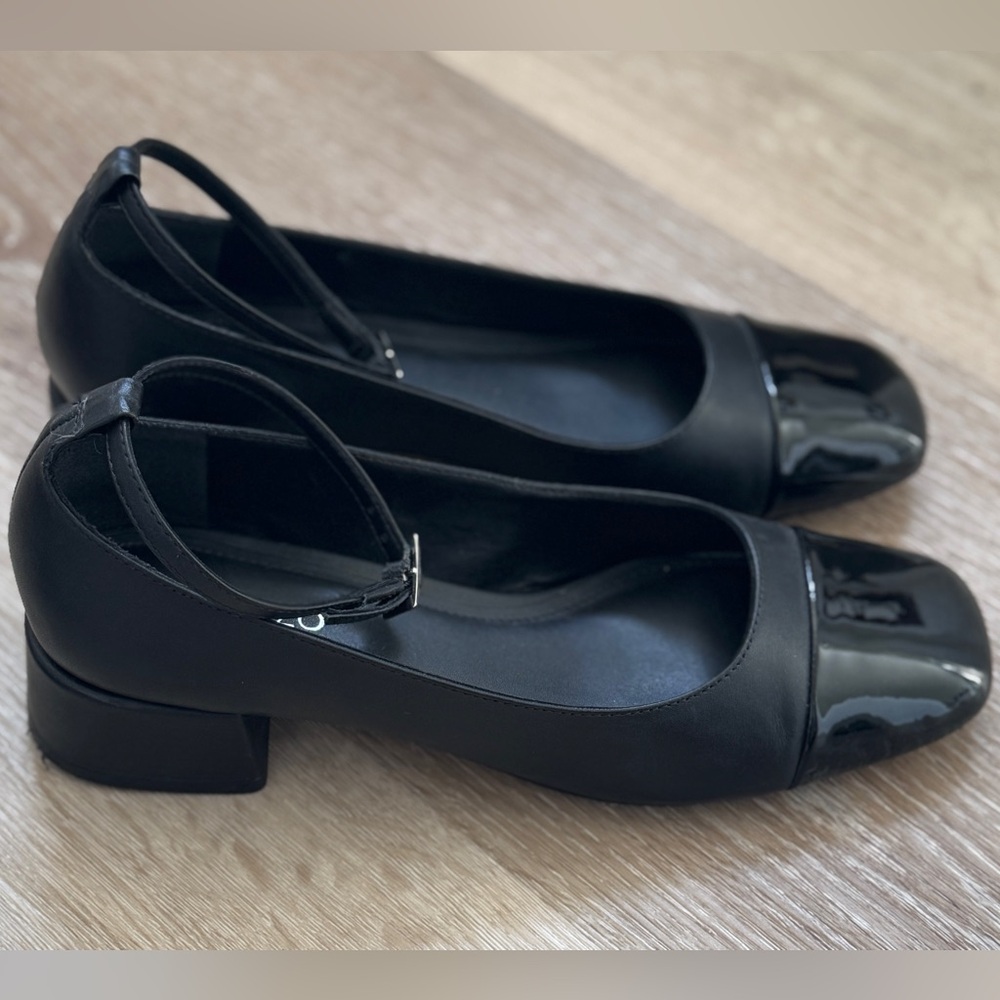 Trendy Patent Leather Block Heel Mary Jane Pumps - Picture 2 of 6